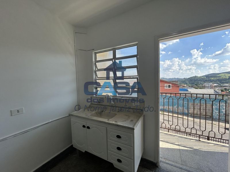 Kitnet com garagem | Jardim Flórida