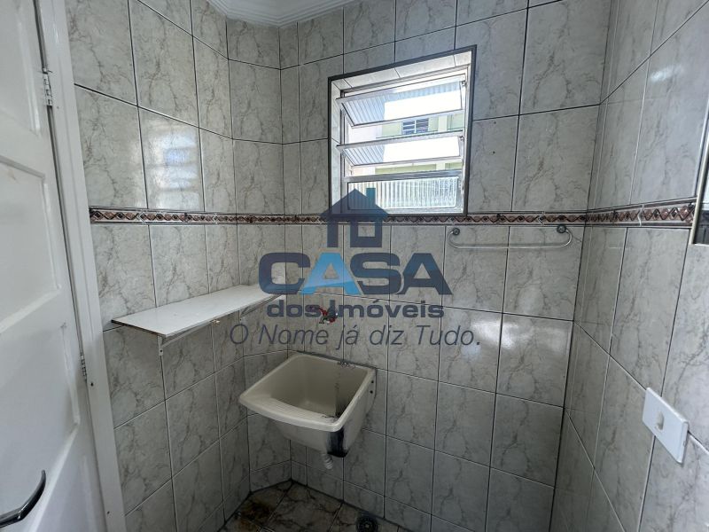 Kitnet com garagem | Jardim Flórida