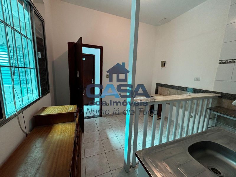 Kitnet no Centro de São Roque!