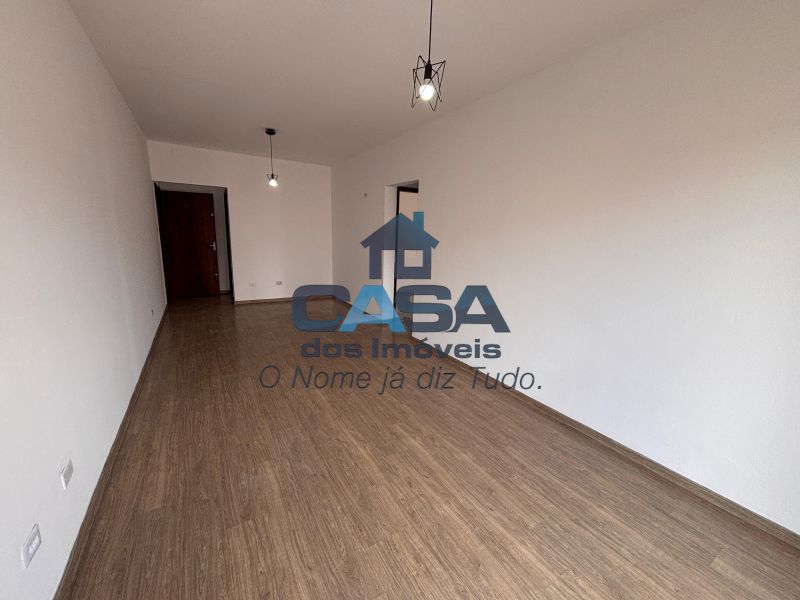 Apartamento Amplo no Centro! 