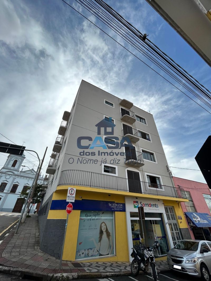 Apartamento Amplo no Centro! 