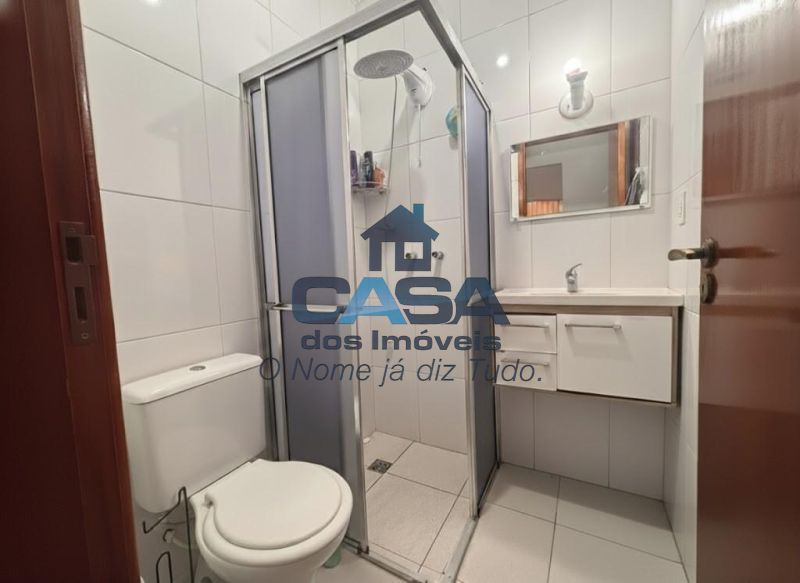 Casa de Condomínio no Residencial Vila Helena - Jardim Flórida.