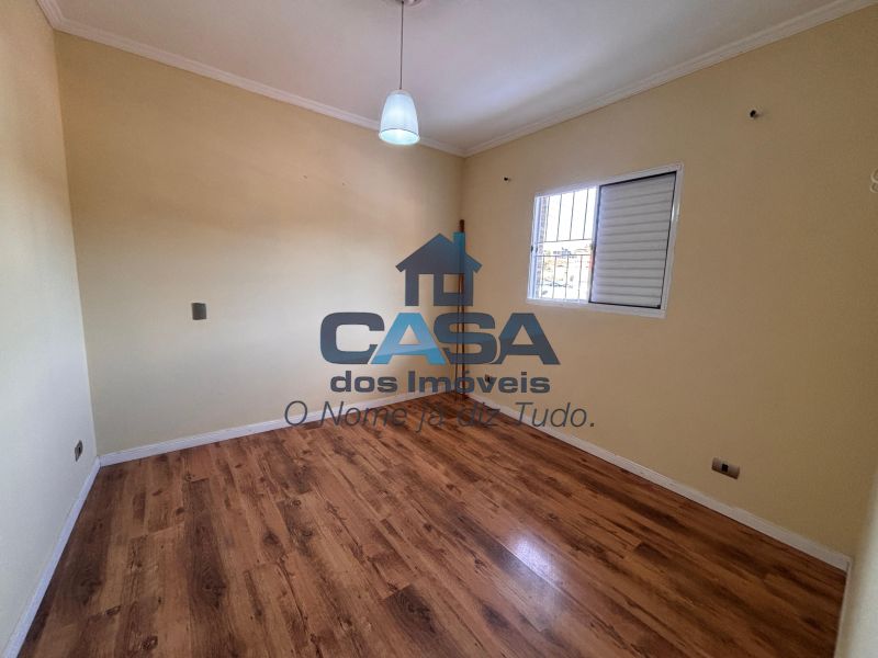 Apartamento com garagem no Centro de São Roque!