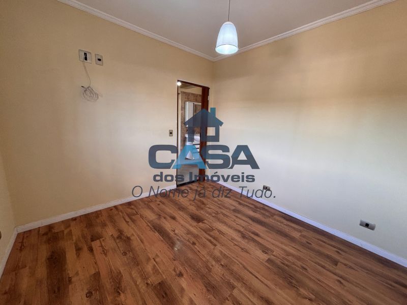 Apartamento com garagem no Centro de São Roque!
