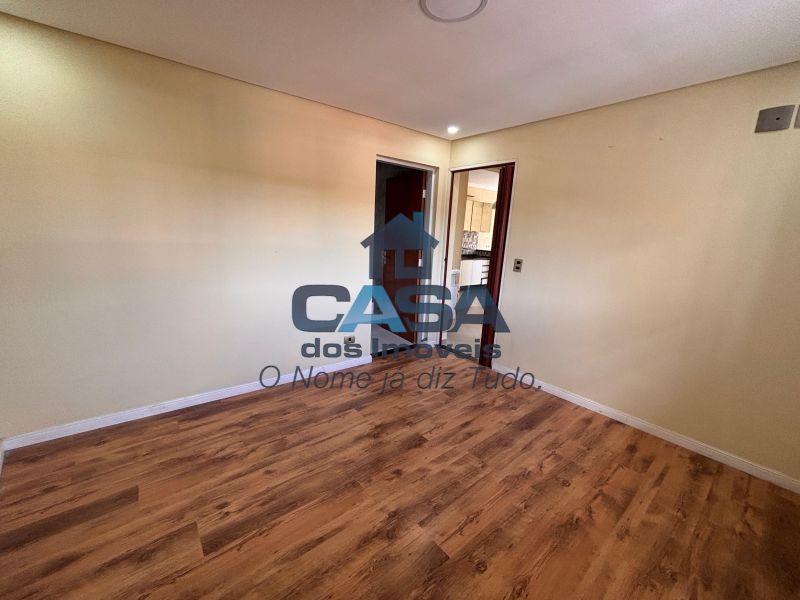 Apartamento com garagem no Centro de São Roque!