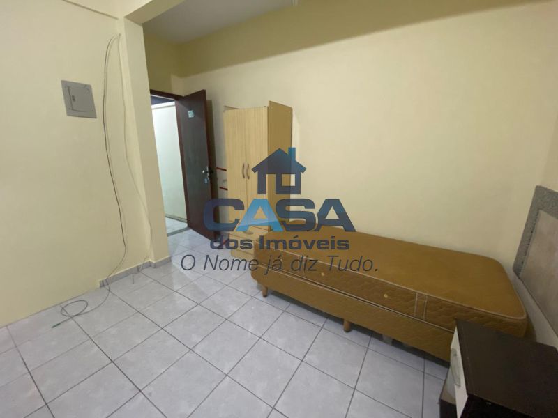 Kitnet no Centro de São Roque!