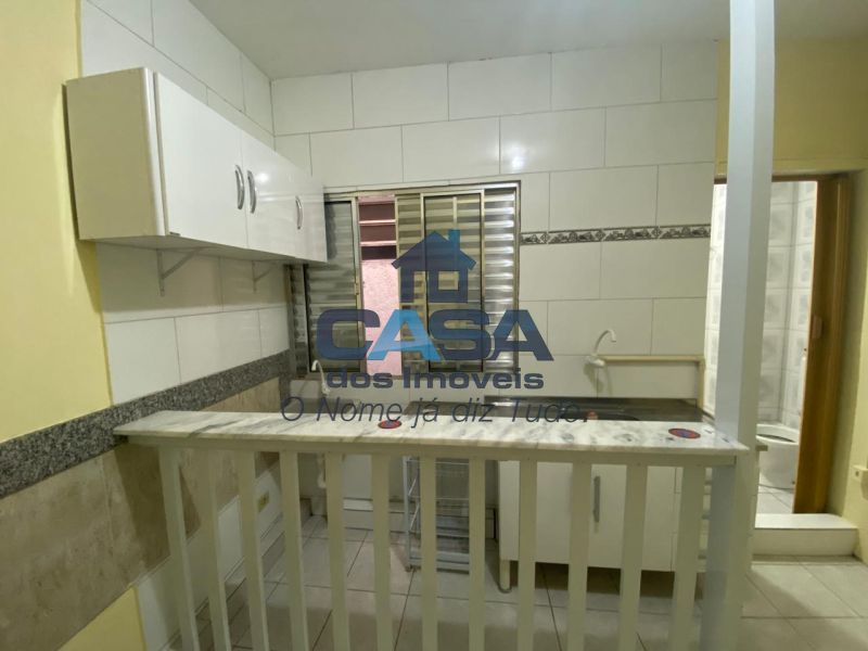 Kitnet no Centro de São Roque!