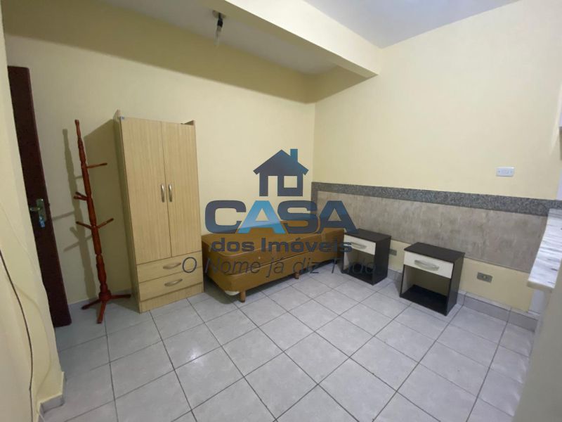 Kitnet no Centro de São Roque!