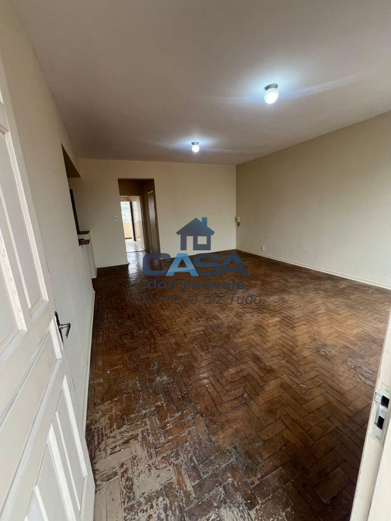 Amplo Apartamento | Centro