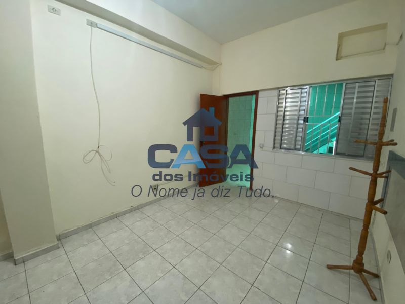 Kitnet no Centro de São Roque!