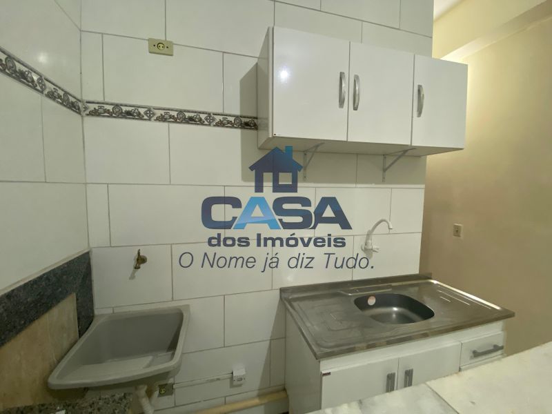 Kitnet no Centro de São Roque!