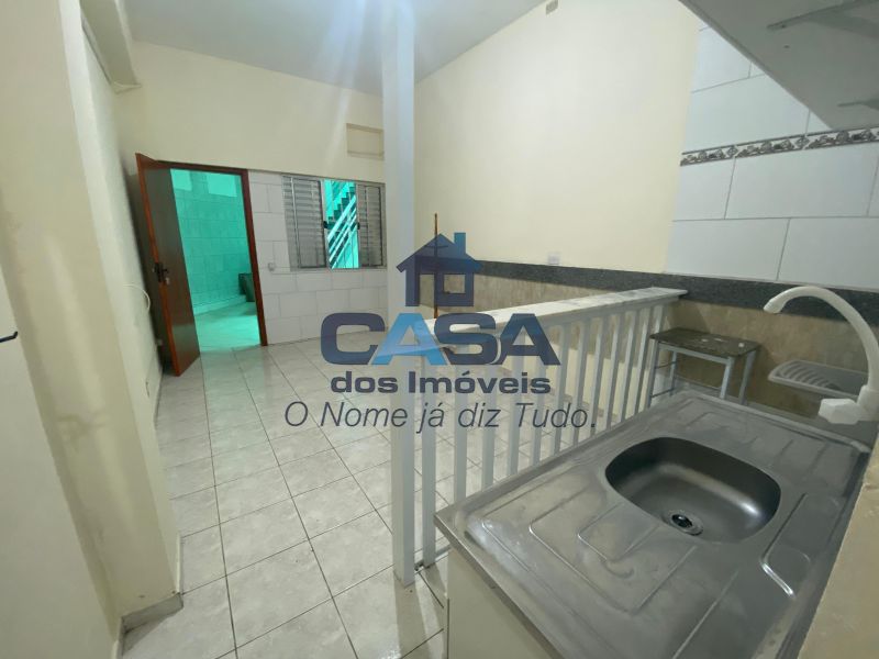 Kitnet no Centro de São Roque!