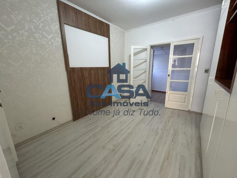 Kitnet no Centro de São Roque!