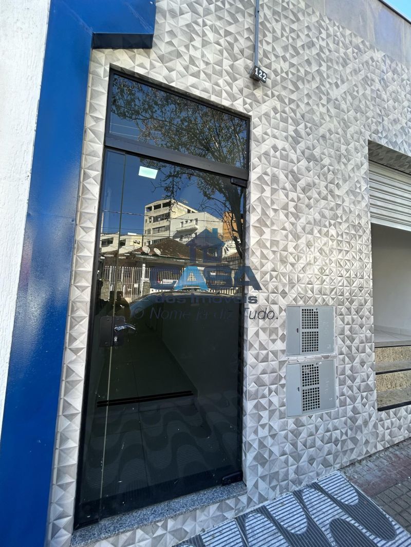 Kitnet no Centro de São Roque!