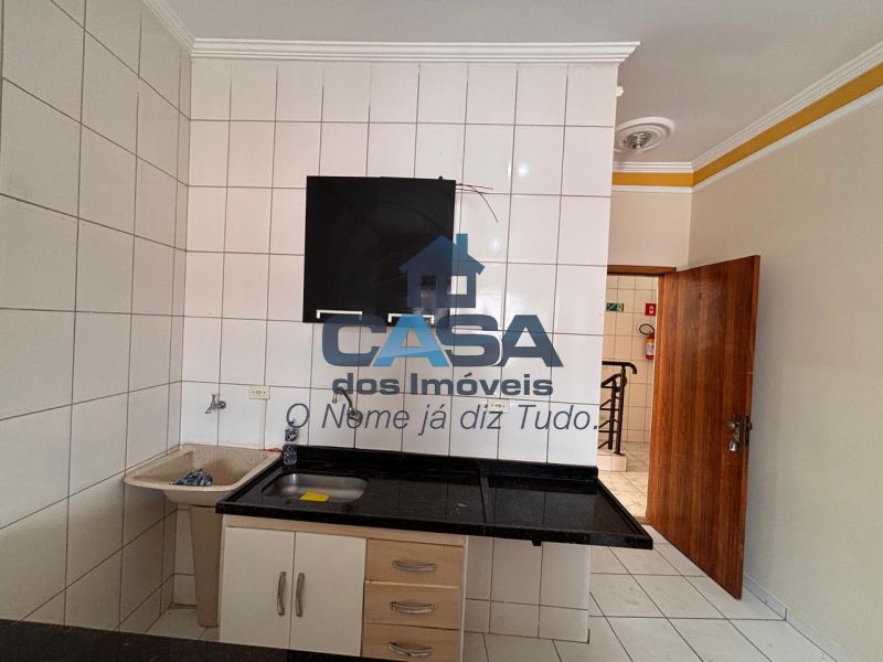 Kitnet no Centro de São Roque!