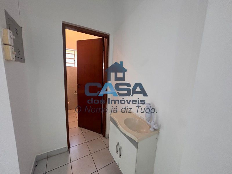 Excelente Salão Térreo | Av. Três de Maio