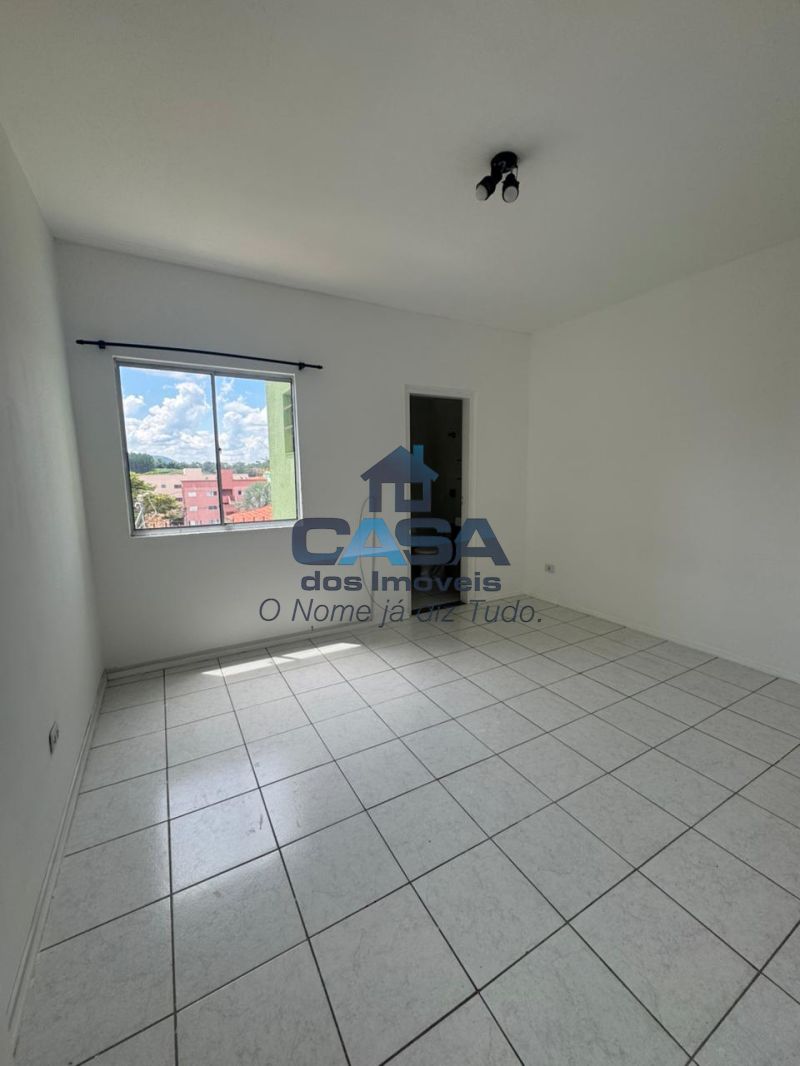 Kitnet com garagem | Jardim Flórida