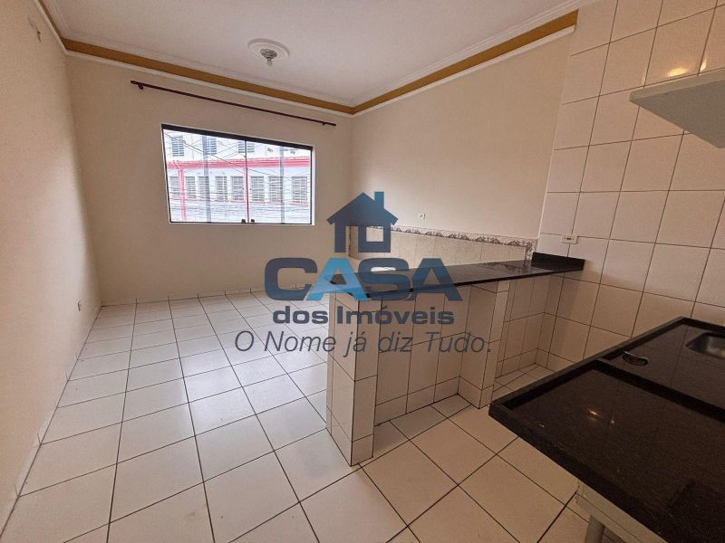 Kitnet no Centro de São Roque!