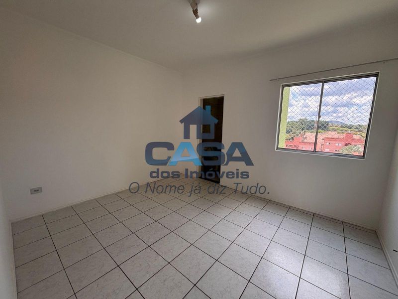 Kitnet com garagem | Jardim Flórida