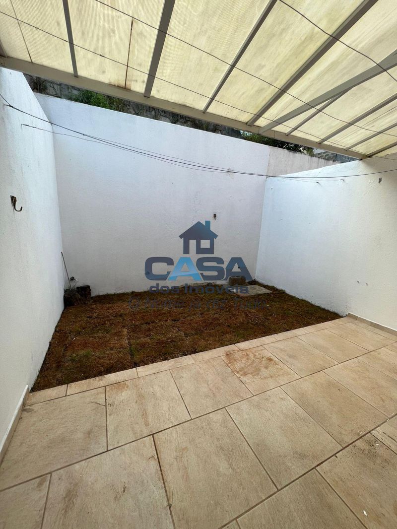 Ótimo Sobrado em Condomínio Fechado!