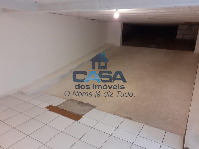 Excelente Loja N° 17 - Subsolo - Galeria Raposão!