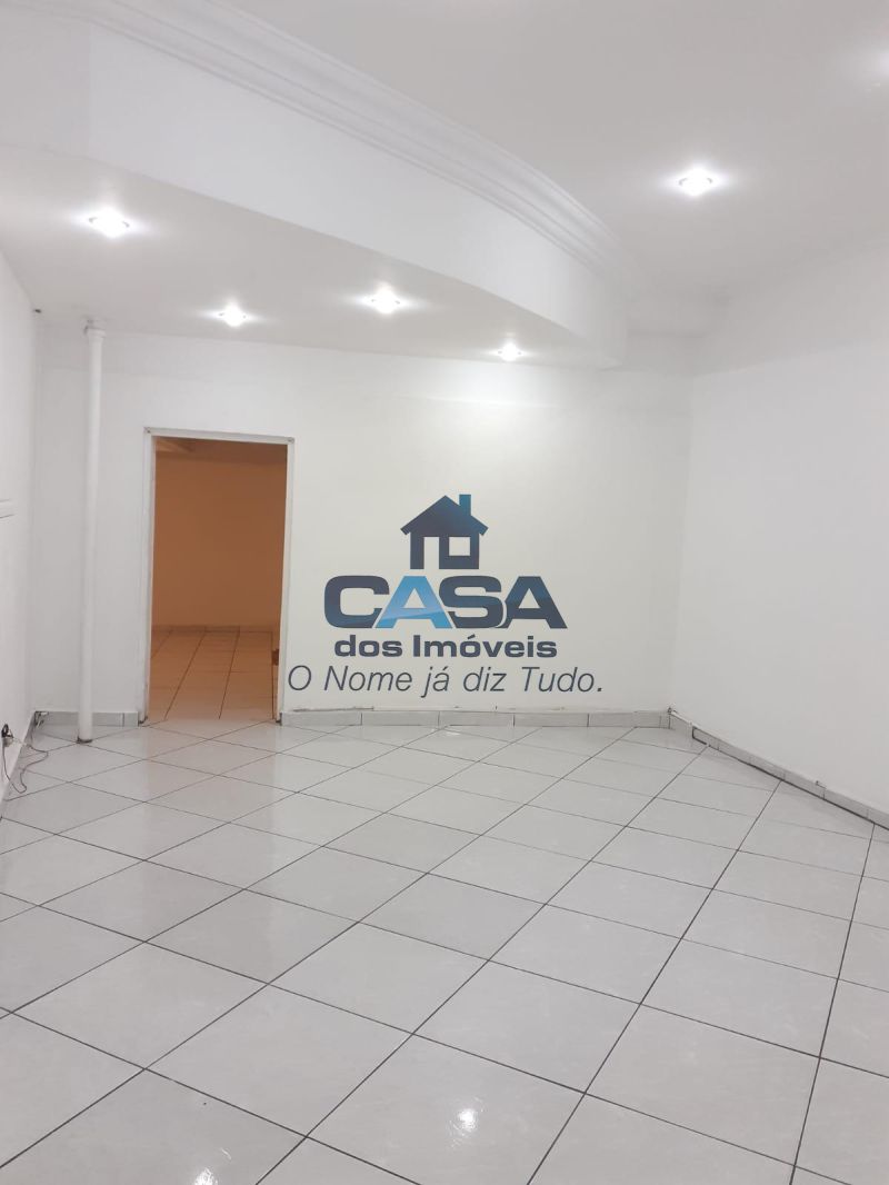 Excelente Loja N° 17 - Subsolo - Galeria Raposão!