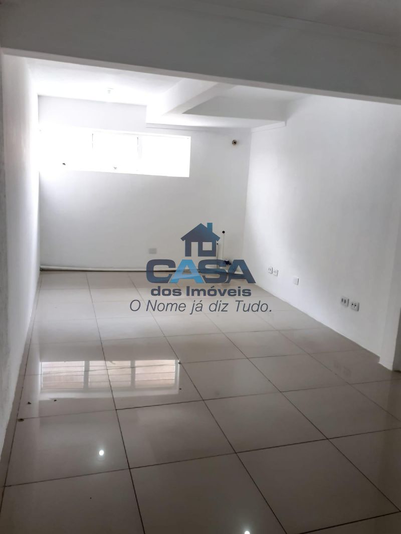 Excelente Loja N° 23 - Térrea - Galeria Raposão!