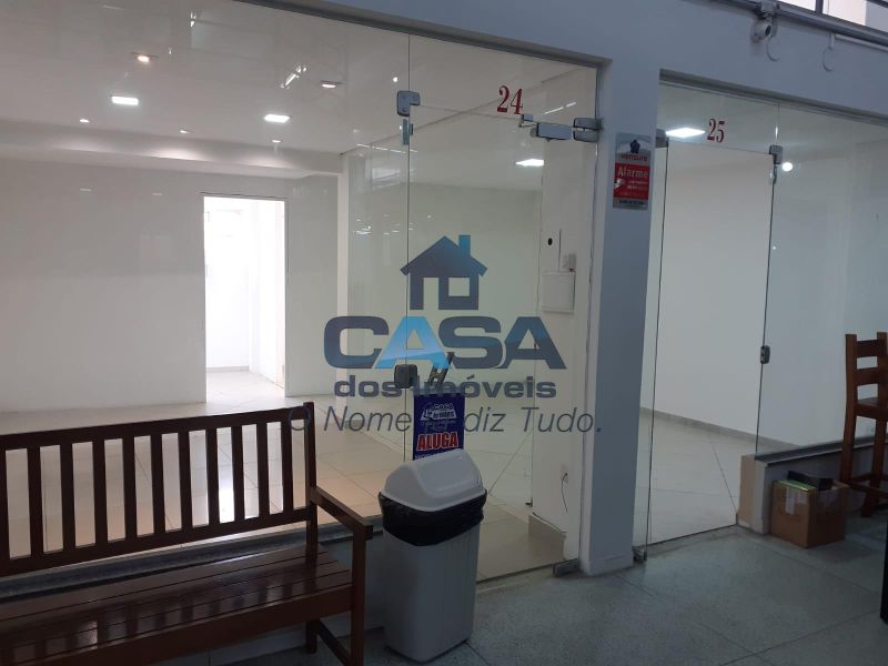 Excelente Loja N° 24/25 - Térrea - Galeria Raposão!