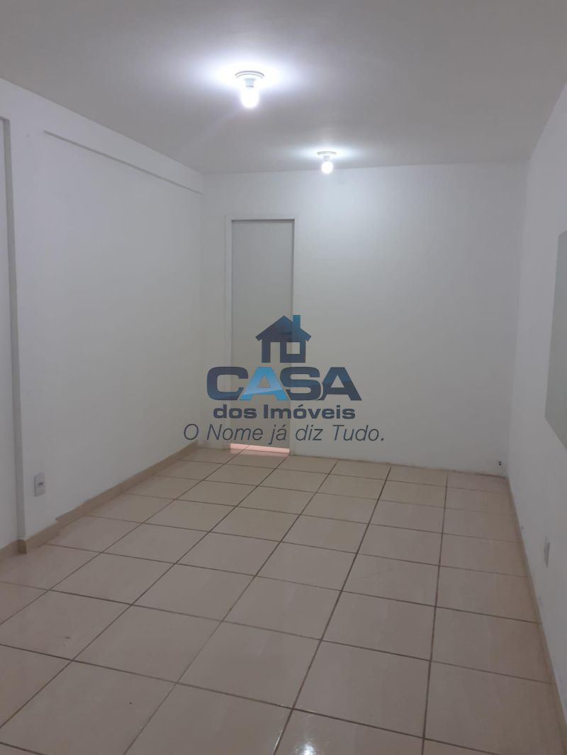 Excelente Loja N° 26 - Térrea - Galeria Raposão!