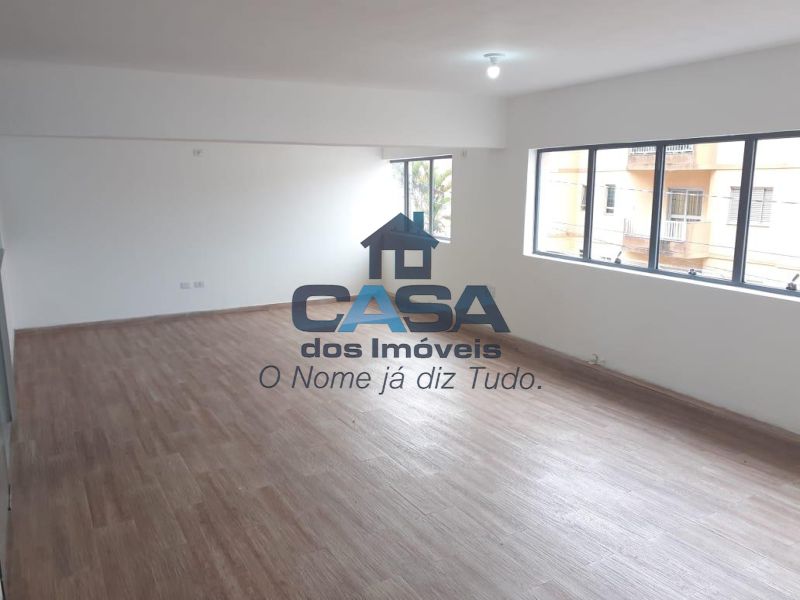 Excelente Loja N° 41/42/43 - 1° andar - Galeria Raposão!