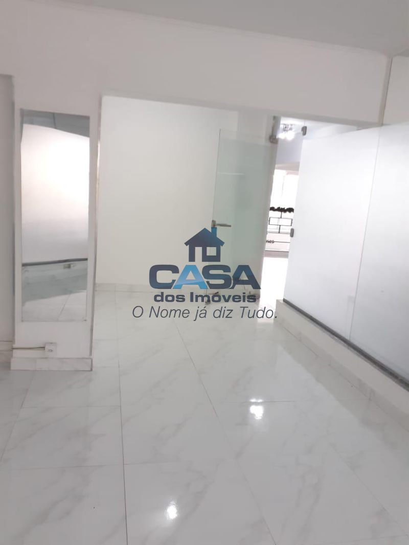 Excelente Loja N° 48 - 1° andar - Galeria Raposão!