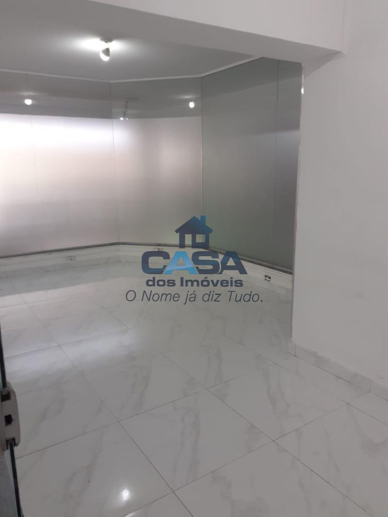 Excelente Loja N° 48 - 1° andar - Galeria Raposão!