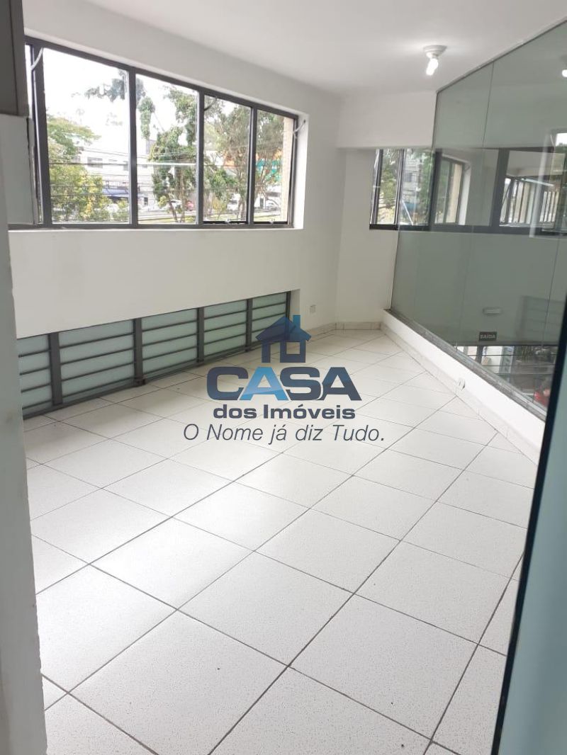 Excelente Loja N° 51 - 1° andar - Galeria Raposão!