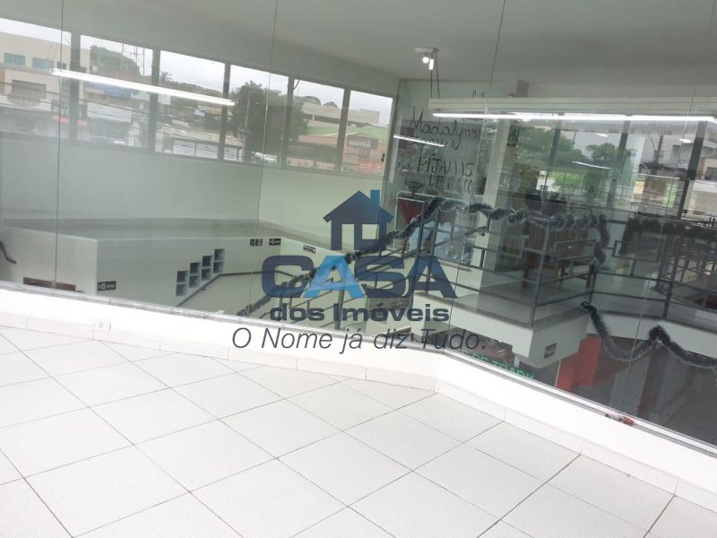 Excelente Loja N° 51 - 1° andar - Galeria Raposão!