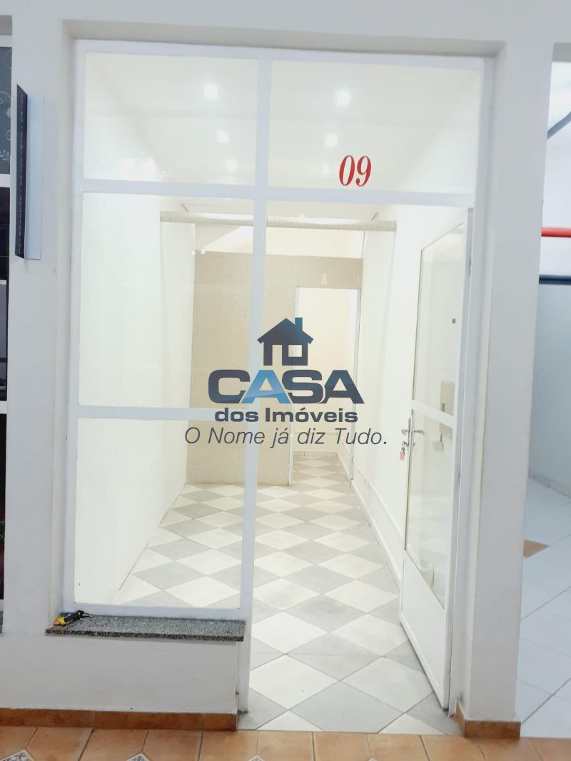 Excelente Loja N° 09 - Subsolo - Galeria Raposão!