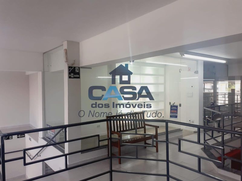 Excelente Loja N° 54 - 1° andar - Galeria Raposão!