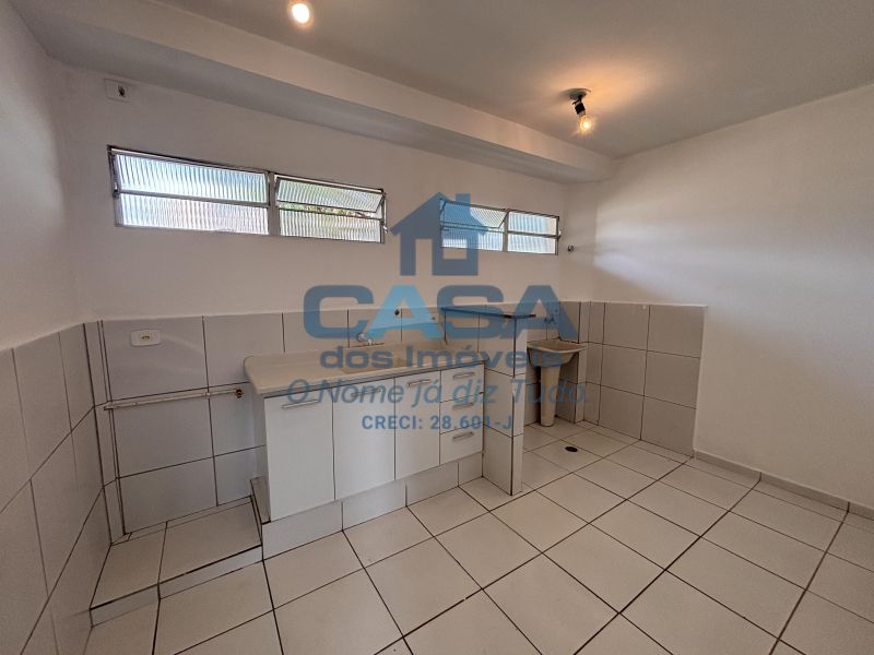 Apartamento Térreo | Av. Brasil