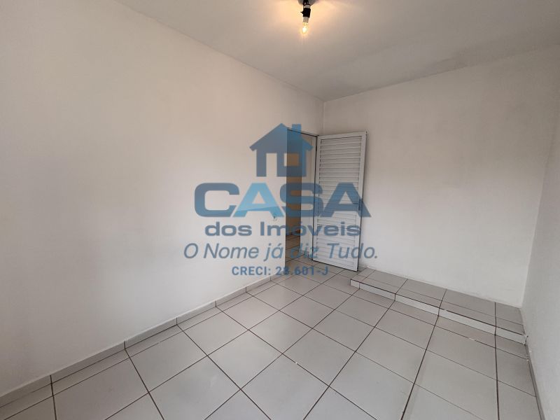 Apartamento Térreo | Av. Brasil