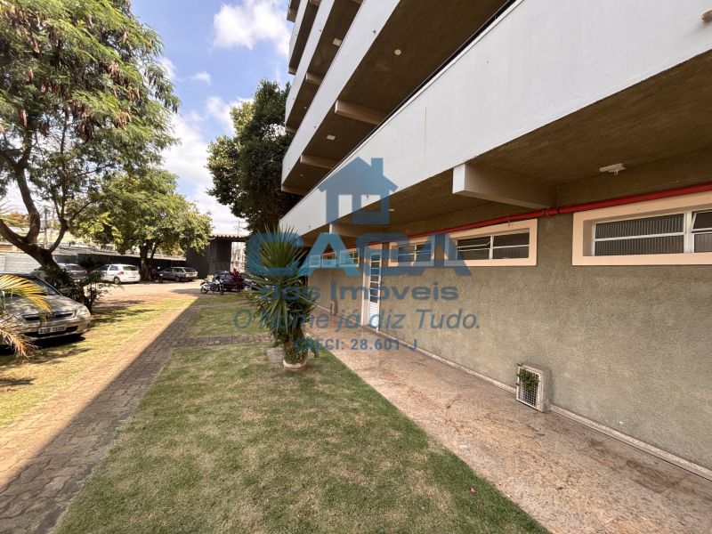 Apartamento Térreo | Av. Brasil