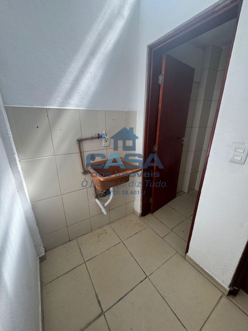 Salão no Centro de São Roque!