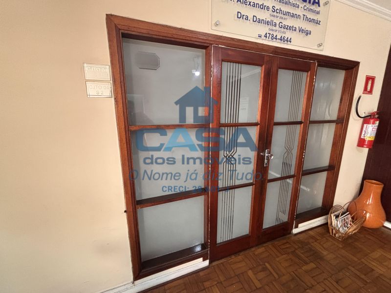 Sala Comercial no Centro de São Roque!