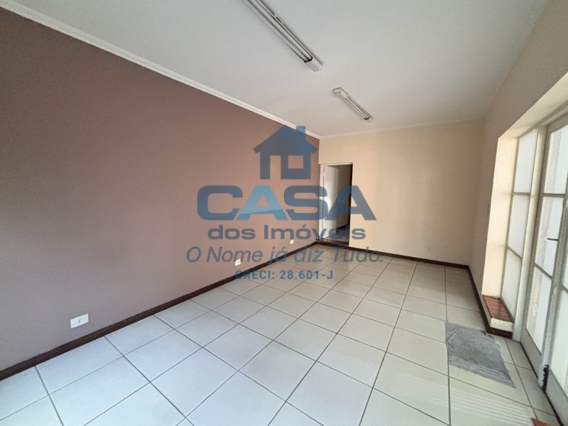 Sala Comercial no Centro de São Roque!