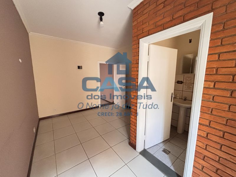 Sala Comercial no Centro de São Roque!