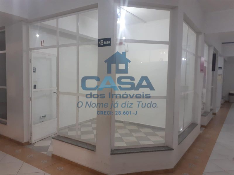 Excelente Loja N° 11 - Subsolo - Galeria Raposão!
