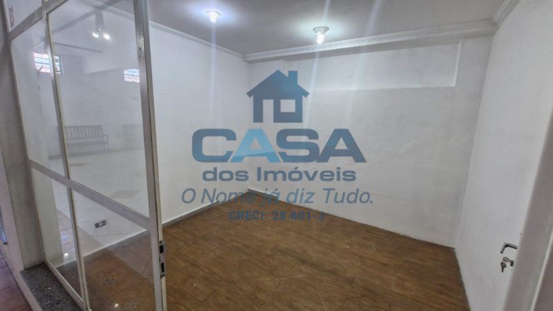 Excelente Loja N° 13 - Subsolo - Galeria Raposão!