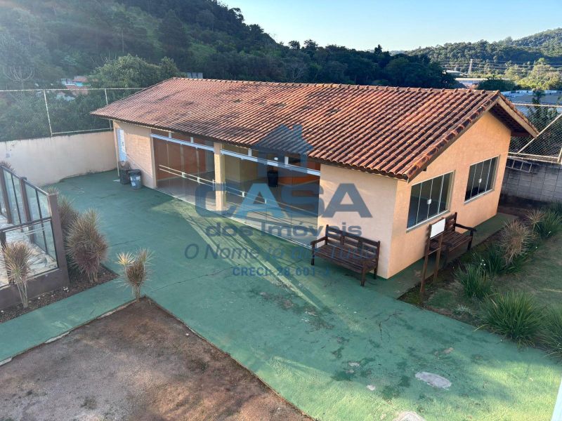 Ótimo Sobrado Semi Mobiliado em Condomínio Fechado!