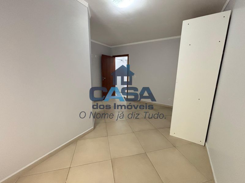 Apartamento com Elevador no Centro!