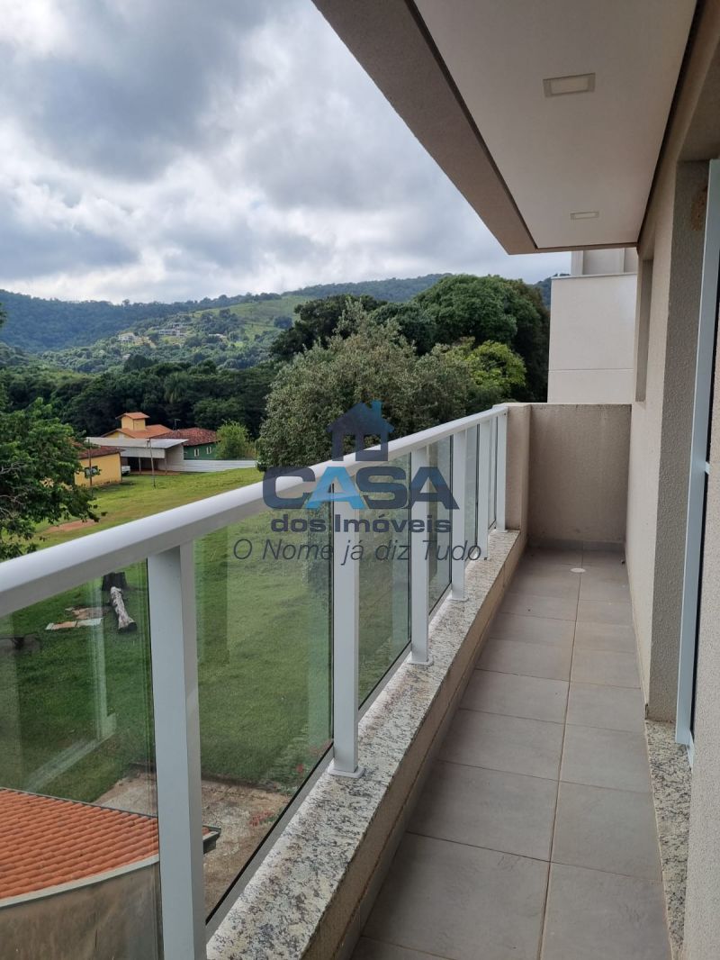 Apartamento Cobertura no Condomínio Bella Milão.