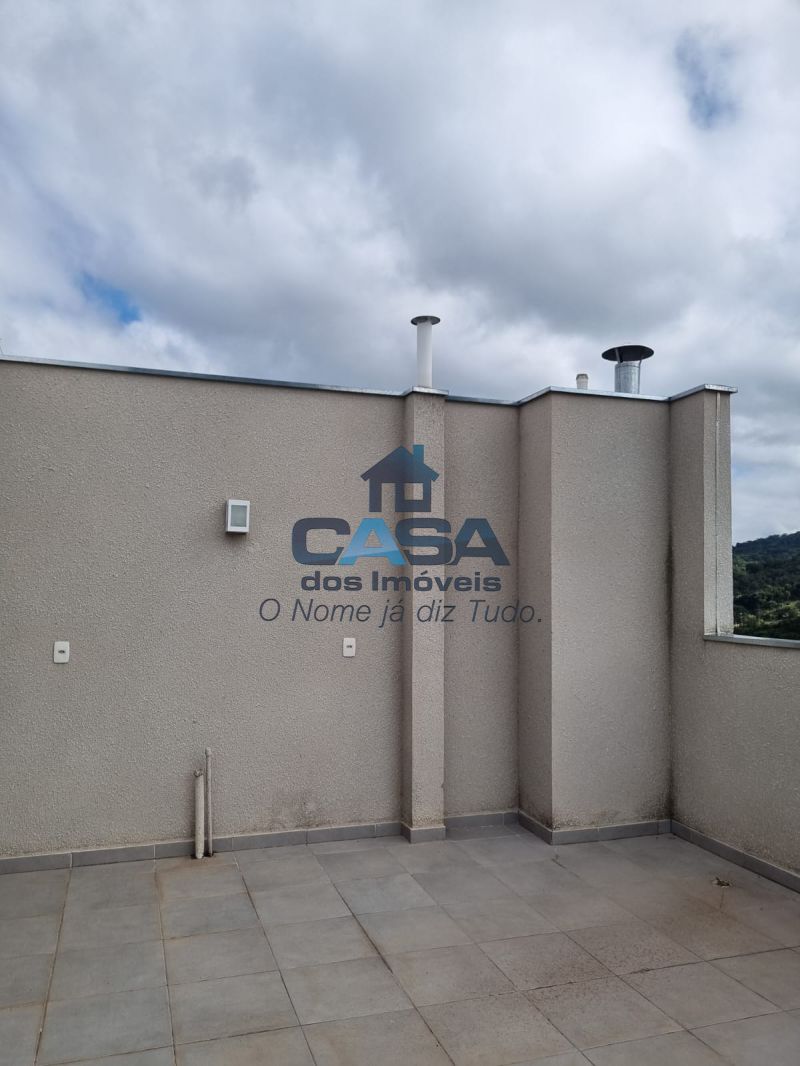Apartamento Cobertura no Condomínio Bella Milão.