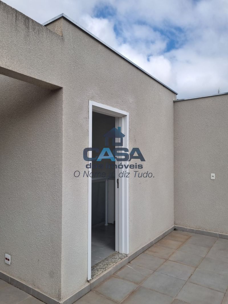 Apartamento Cobertura no Condomínio Bella Milão.